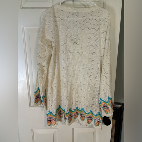 Hemant and Nandita Dress cover up - Picture 2 of 5